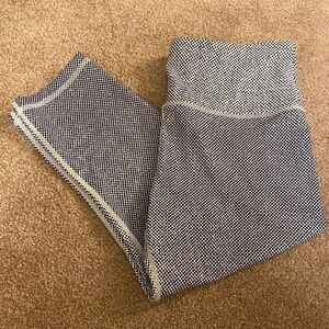 ZYIA. Women’s leggings.